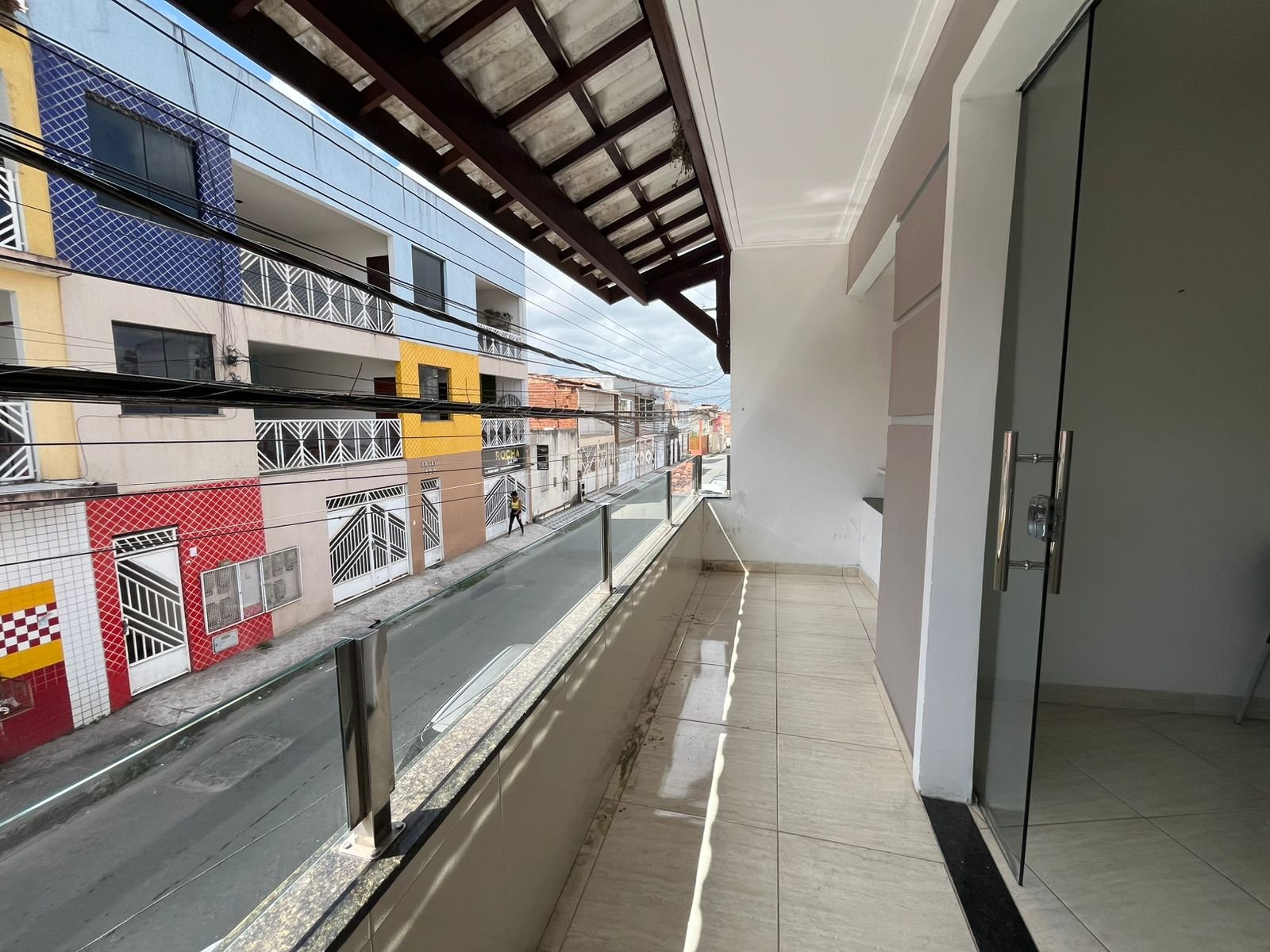 APARTAMENTO NA PRAÇA DA SALGADEIRA