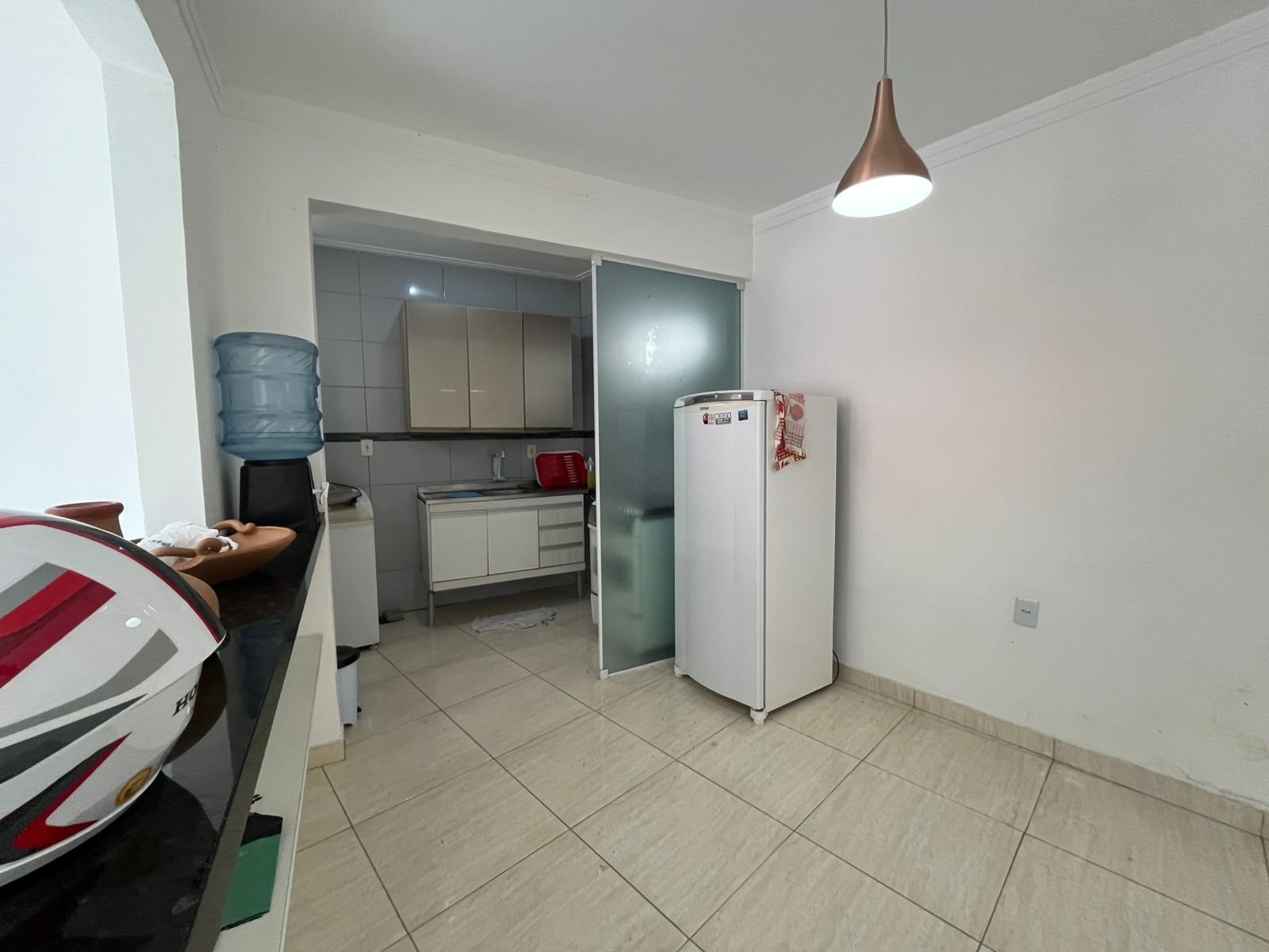 APARTAMENTO NA PRAÇA DA SALGADEIRA