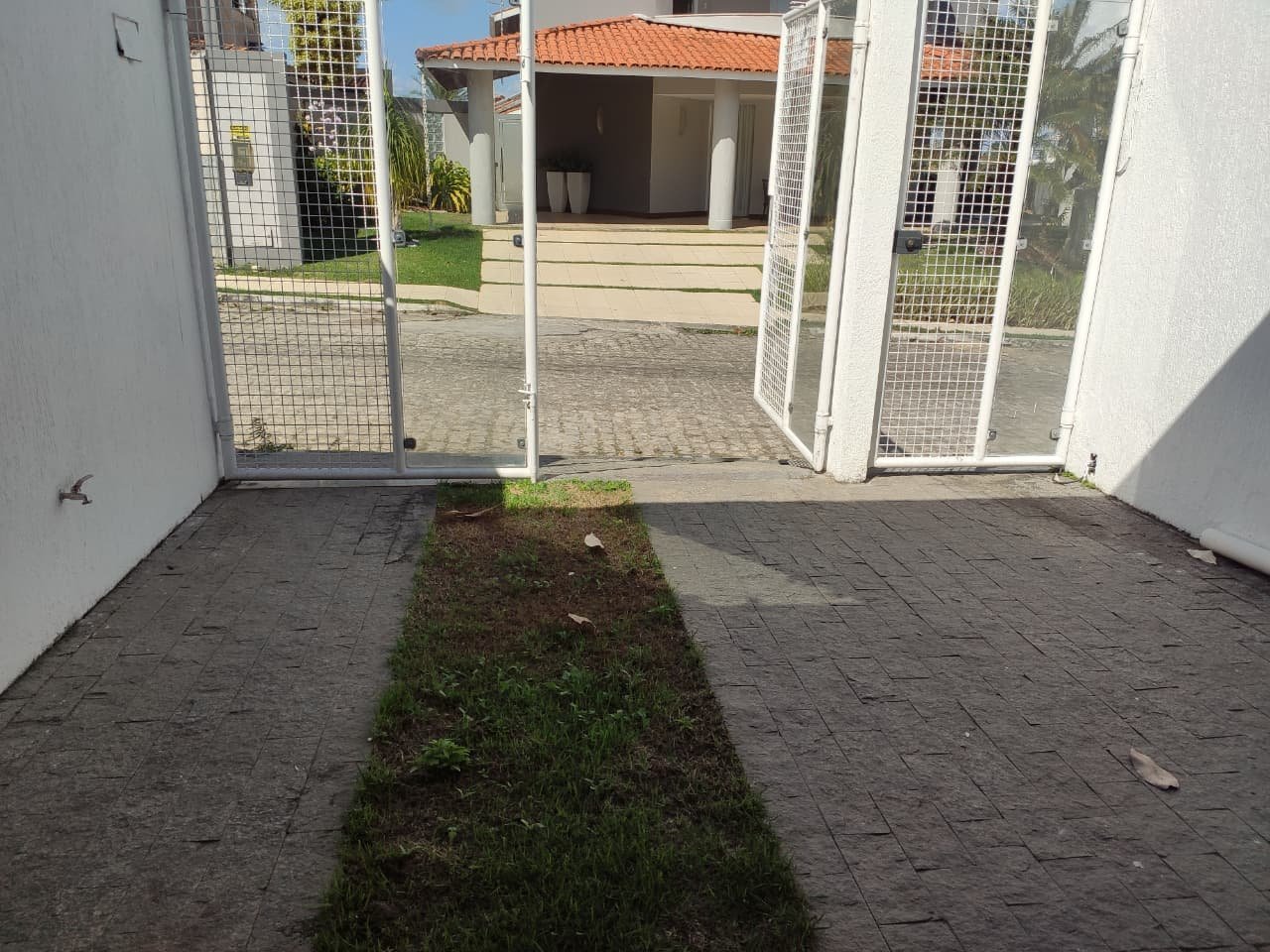 CASA PARA ALUGUEL EM CONDOMÍNIO NA MARIA PRETA