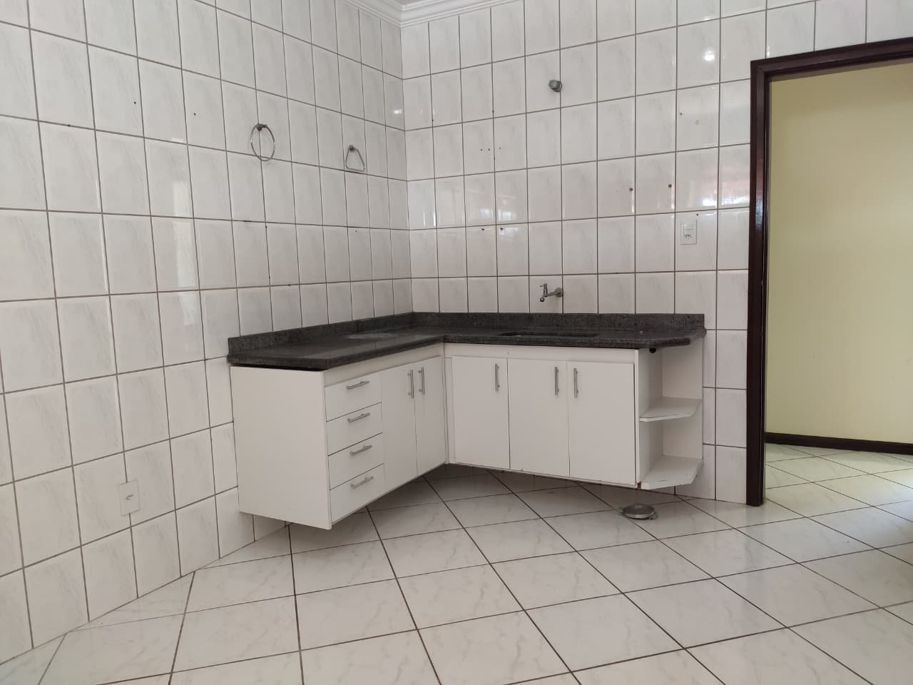CASA PARA ALUGUEL RESIDENCIAL NO CENTRO