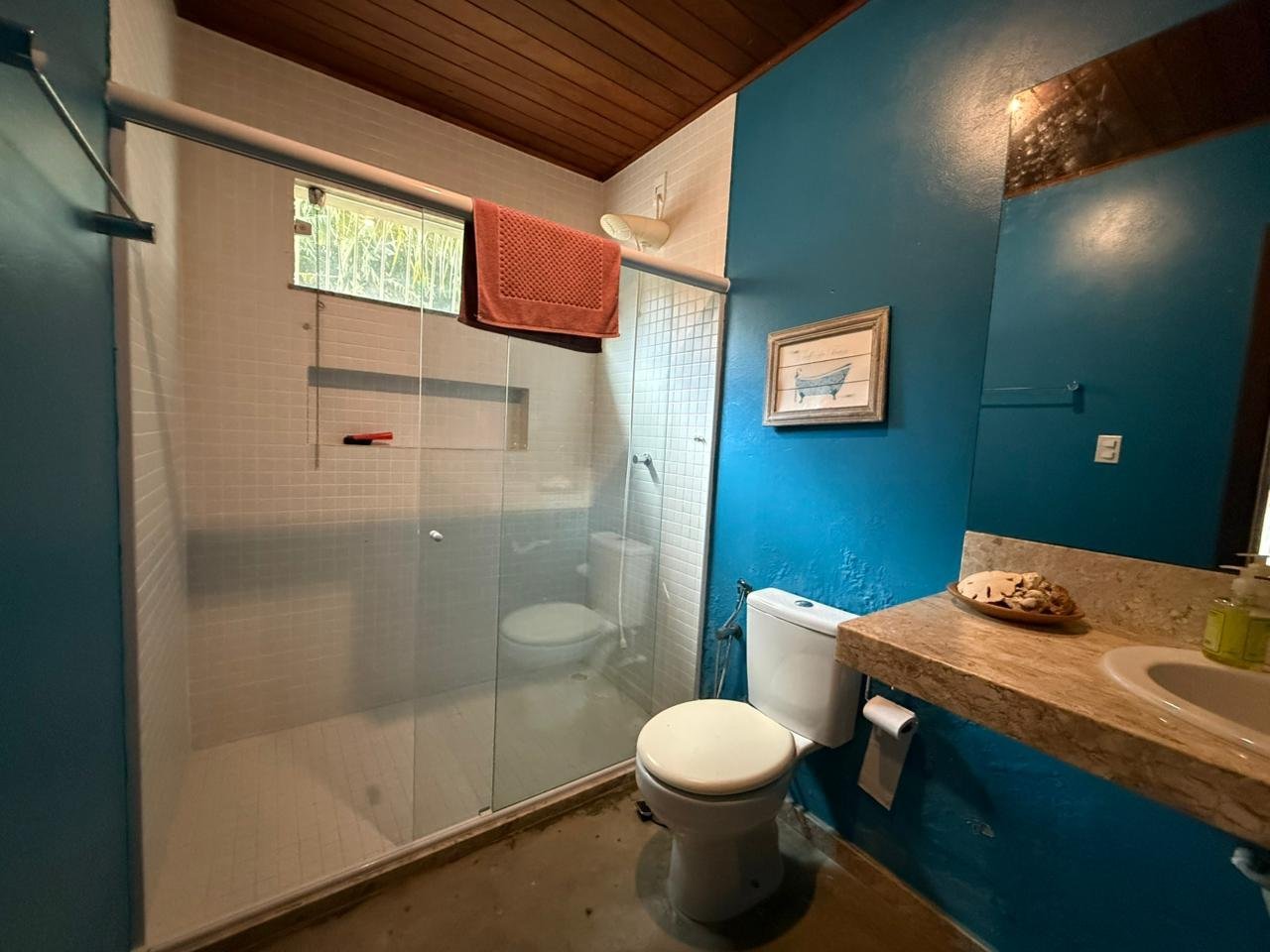 CASA A VENDA - PÉ NA AREIA