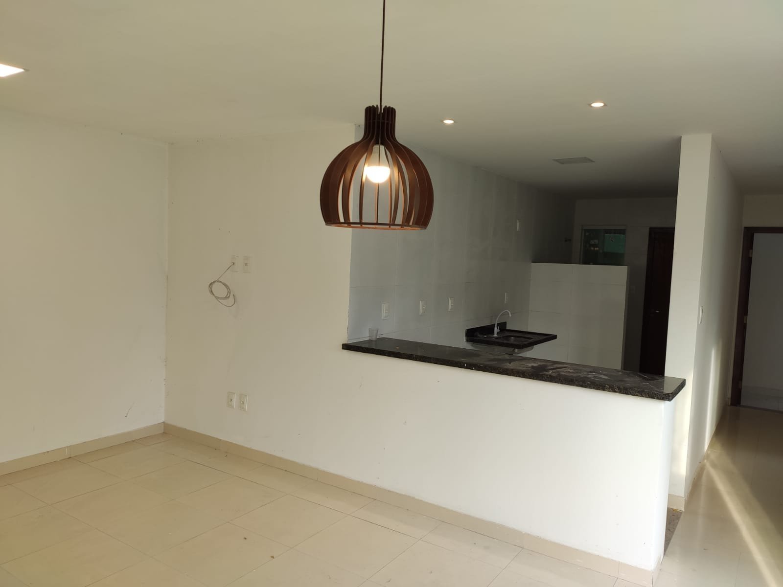 APARTAMENTO TÉRREO COM GARAGEM