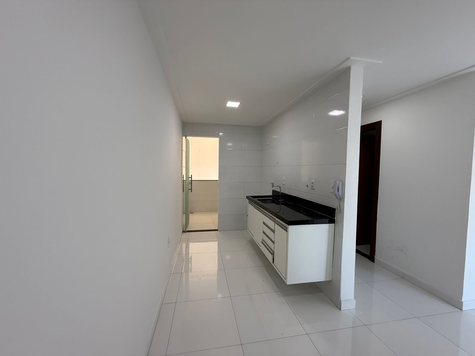 APARTAMENTO NO CENTRO
