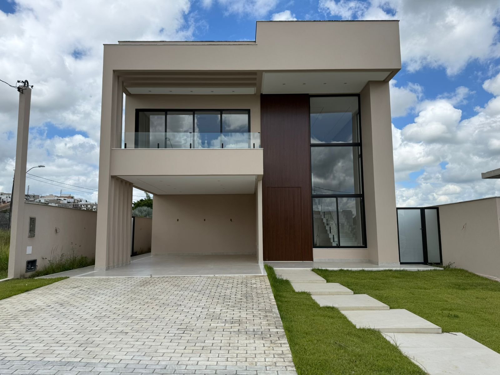 CASA ALTO PADRÃO INCOMPARÁVEL