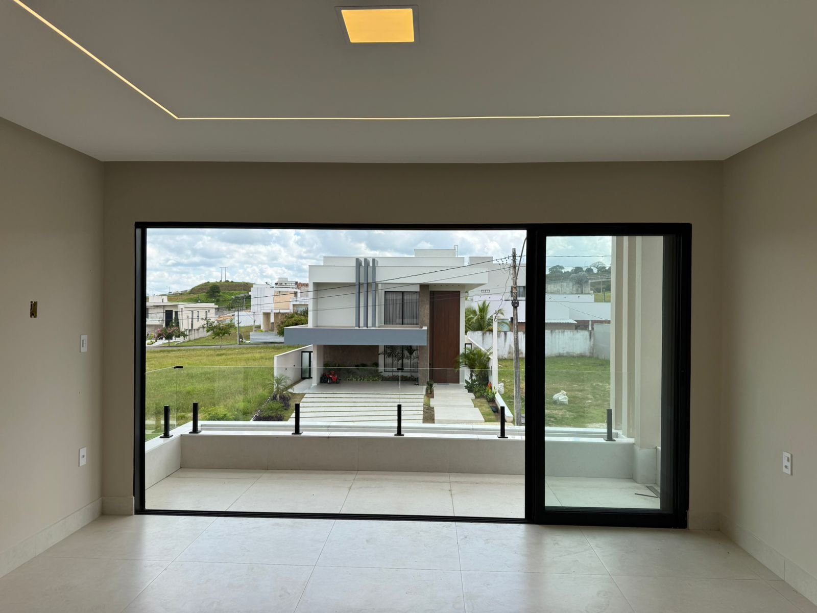 CASA ALTO PADRÃO INCOMPARÁVEL