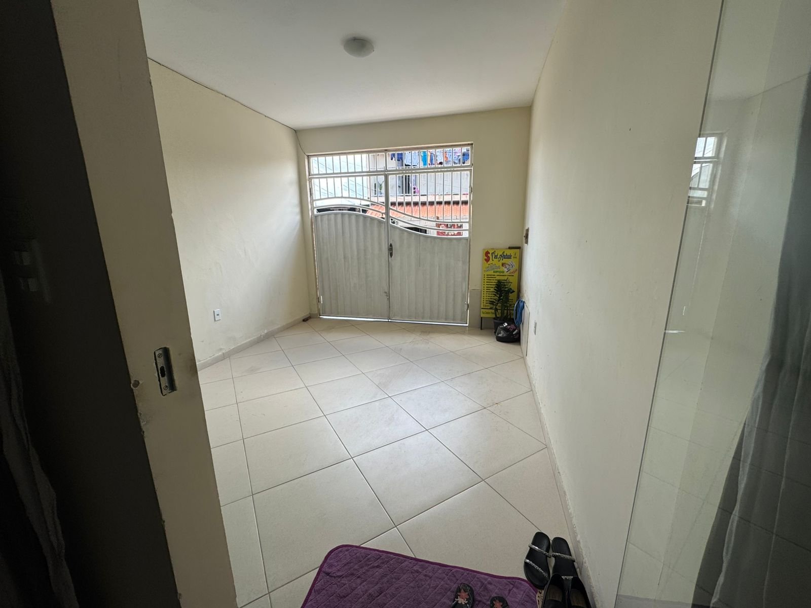 CASA A VENDA - PROXIMO A NATULAB