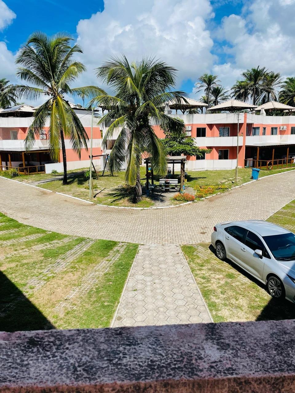 APARTAMENTO PÉ NA AREIA EM ILHEUS/BA