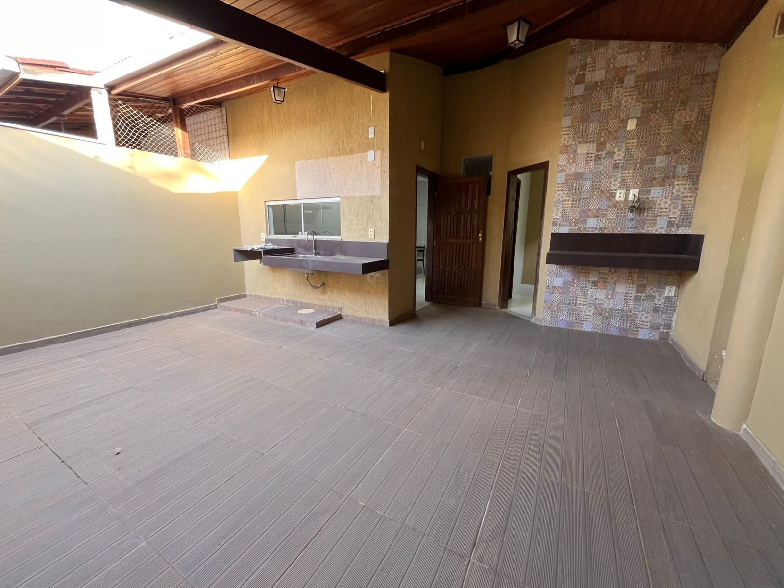 VILLAGE NA MARIA PRETA