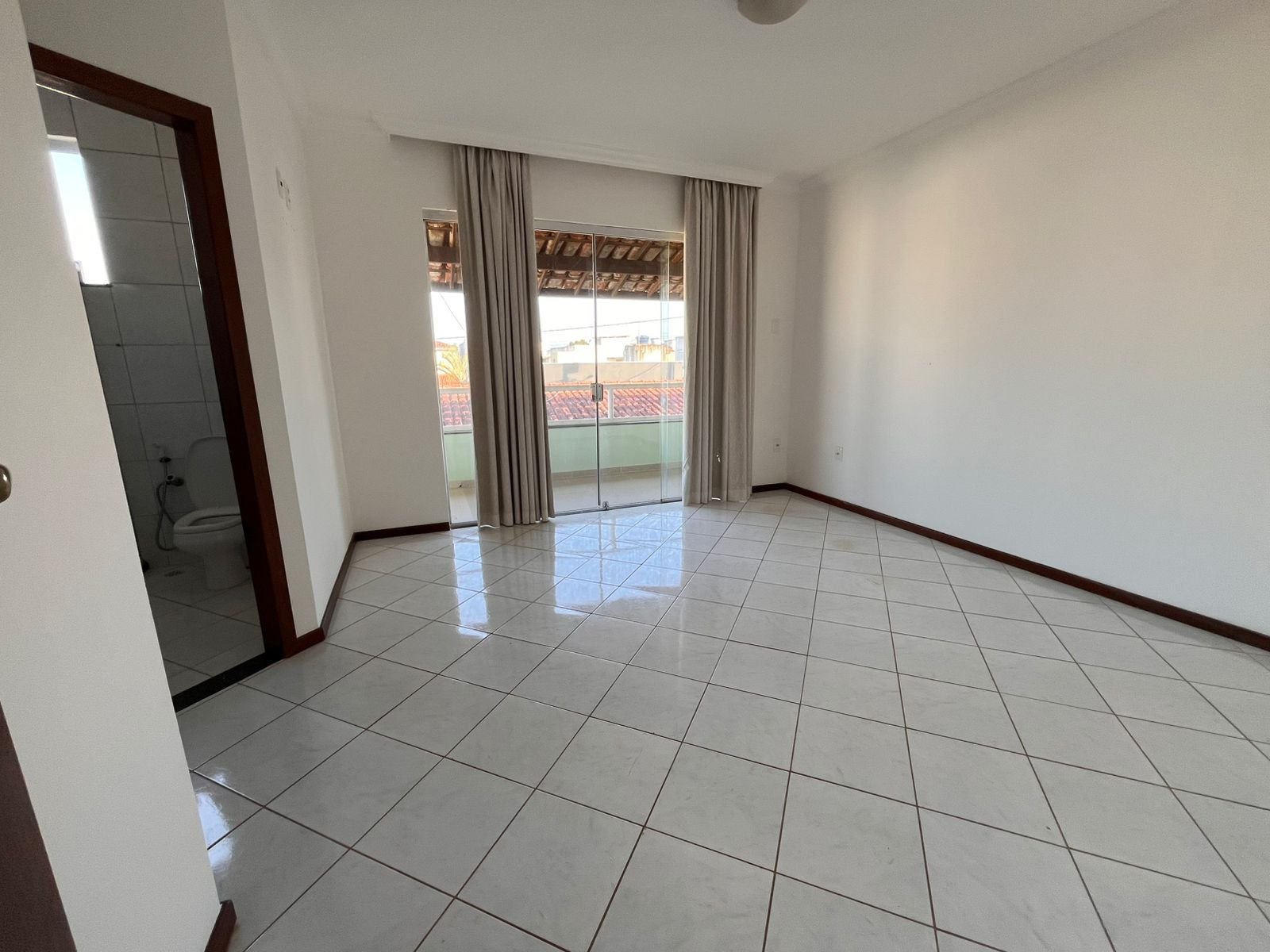 VILLAGE NO MORADA DA BELA VISTA - MARIA PRETA