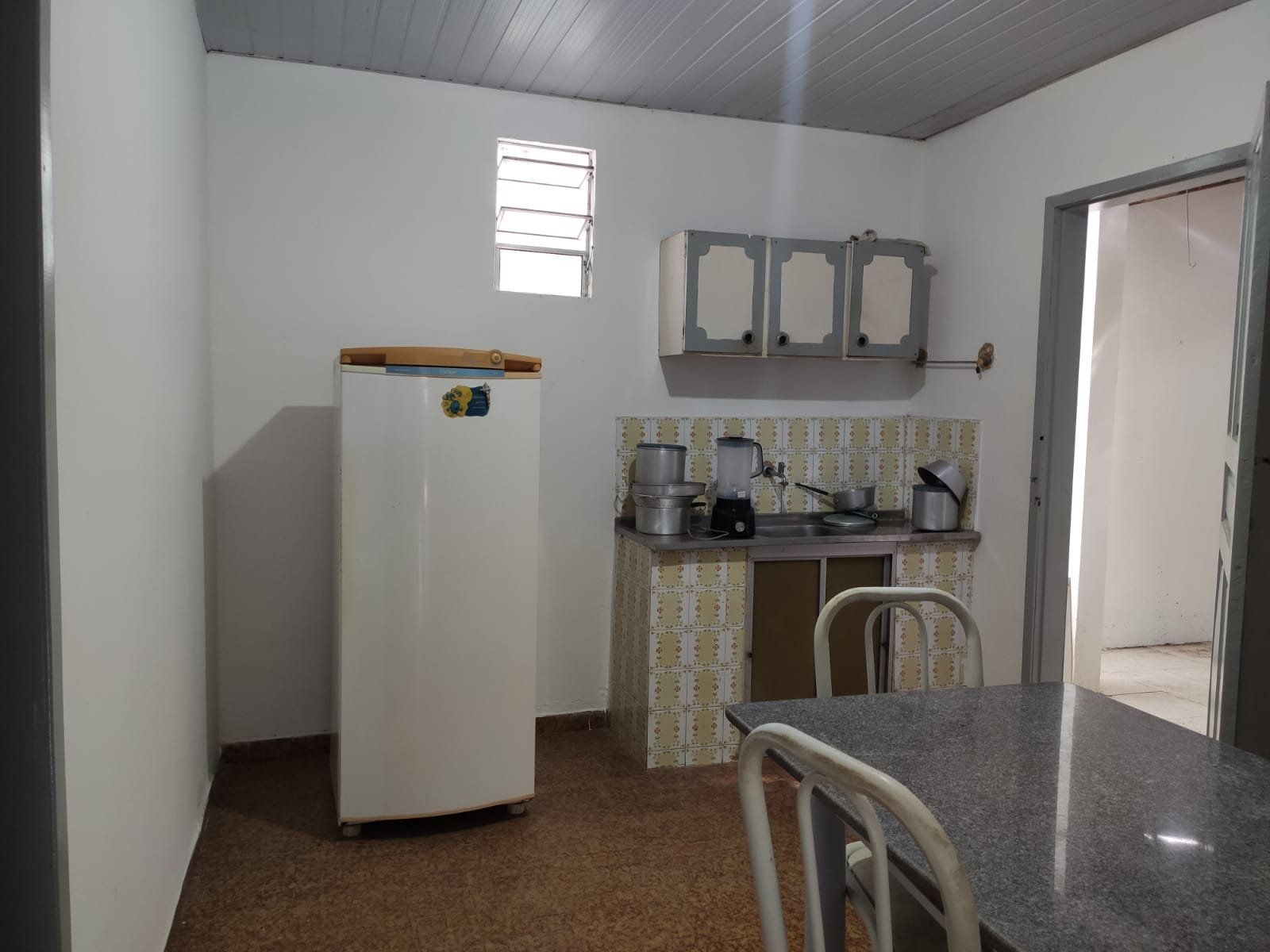 CASA A VENDA NA TRAVESSA CASTRO ALVES