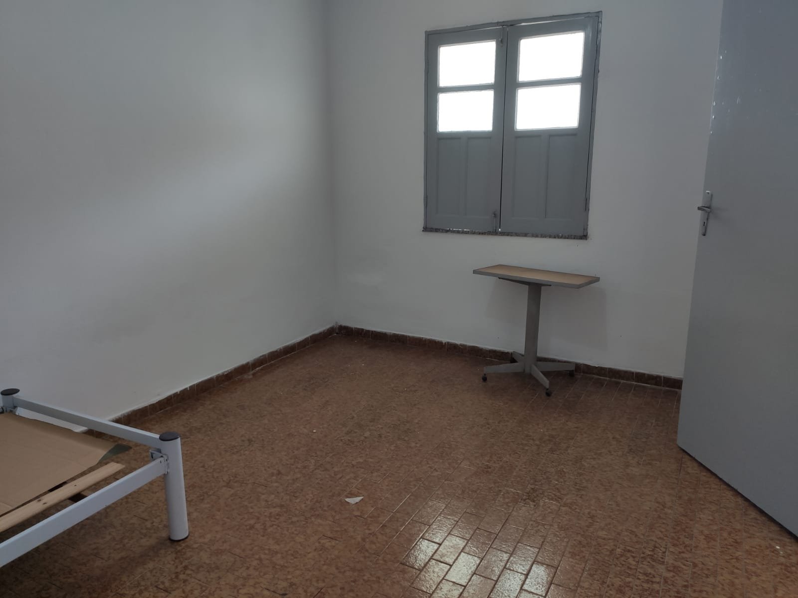 CASA A VENDA NA TRAVESSA CASTRO ALVES