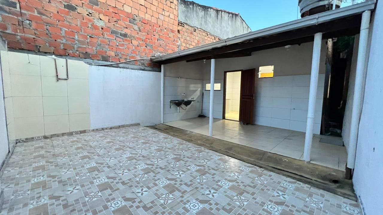 CASA TÉRREA A VENDA NO ALTO SOBRADINHO