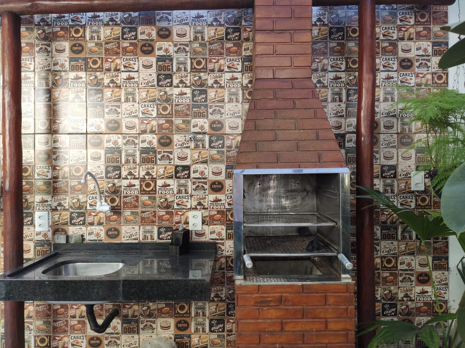 CASA A VENDA NO CALABAR