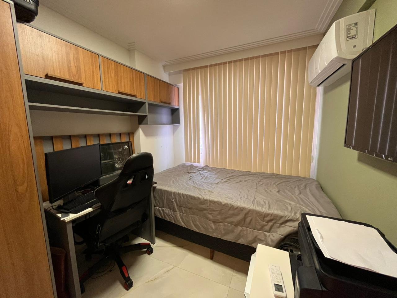 Apartamento mobiliado 2/4 com suíte em condomínio – moderno, climatizado e totalmente planejado