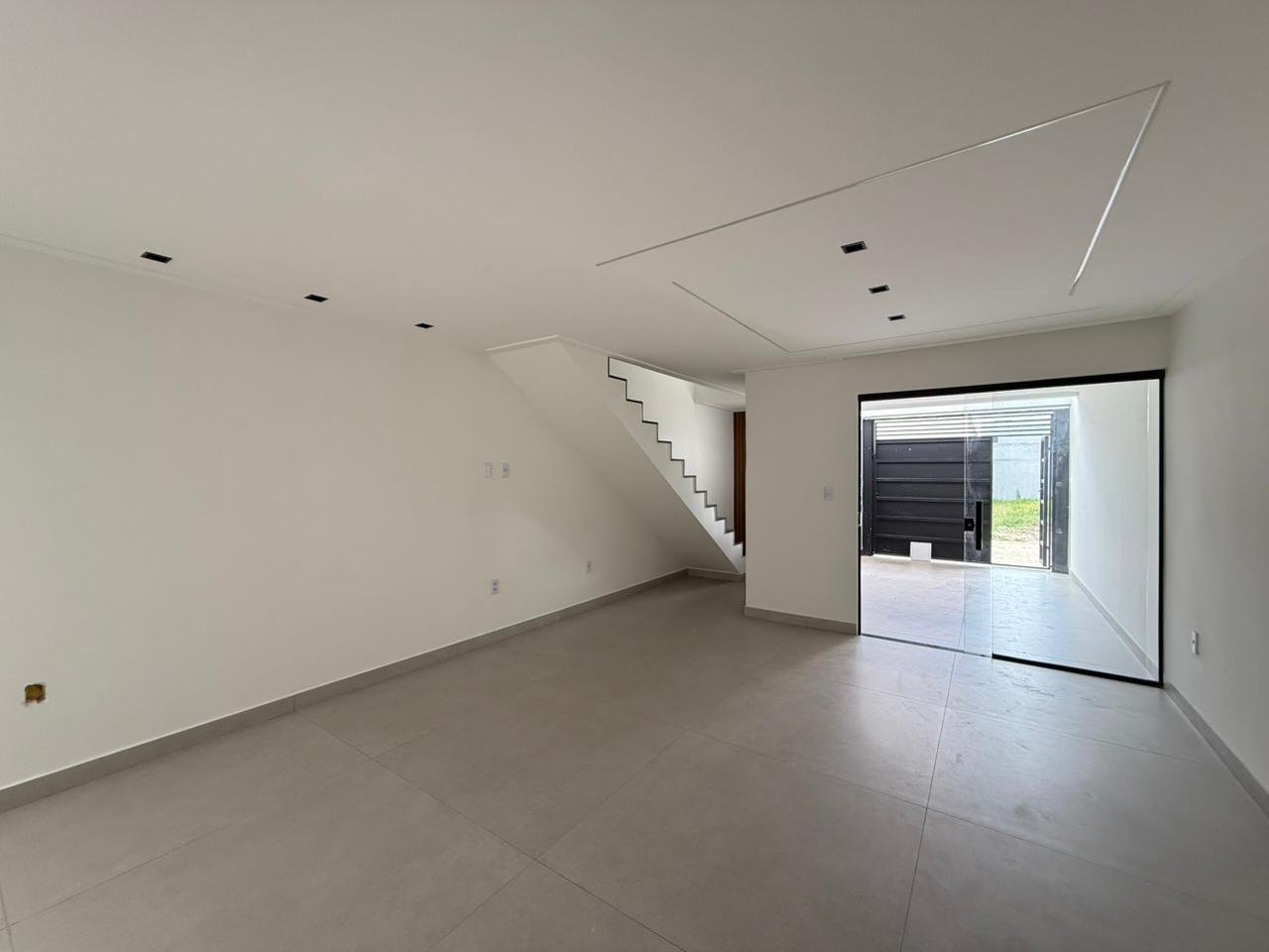 2 VILLAGES - A VENDA NA MARIA PRETA