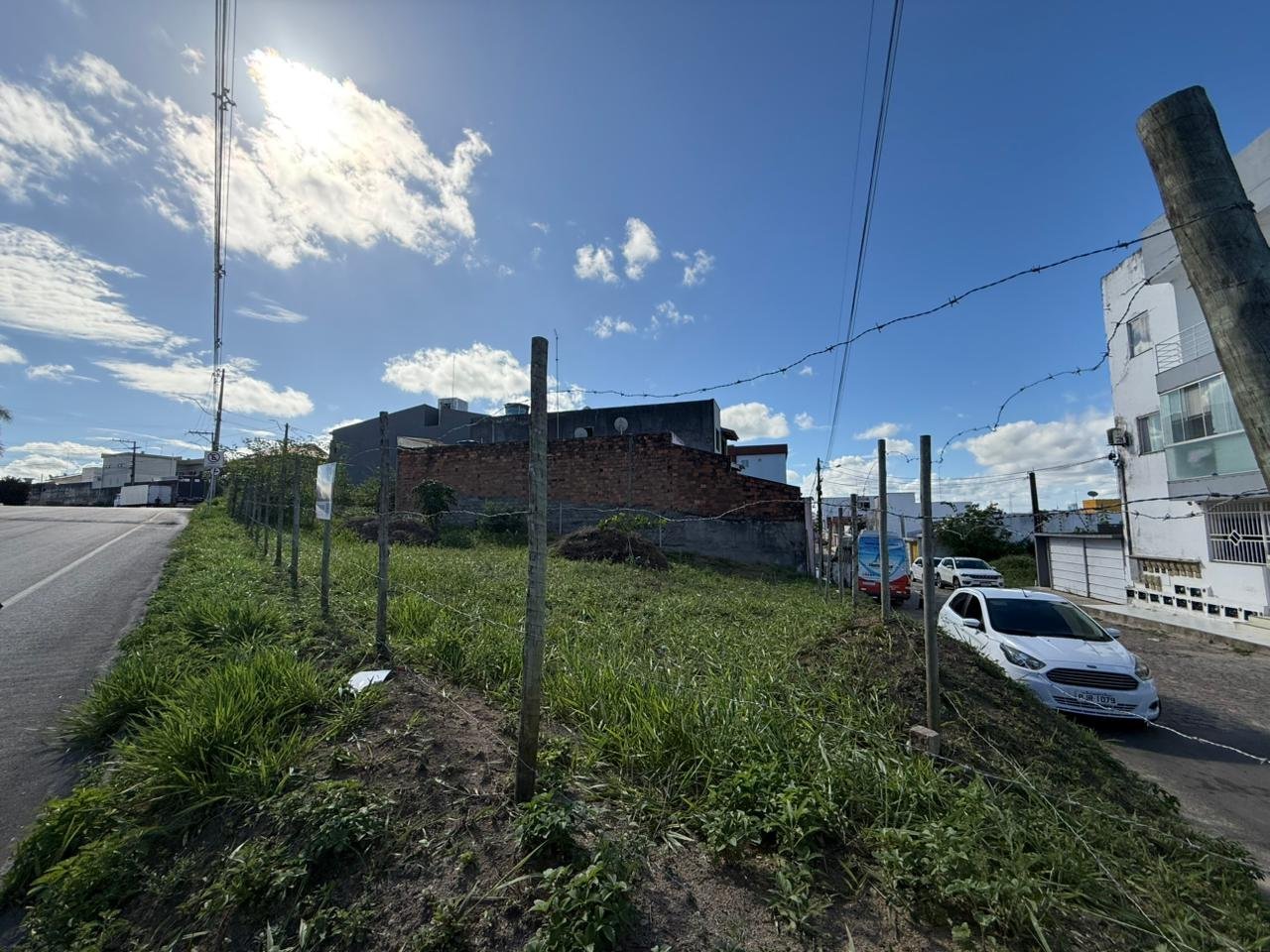 TERRENO A VENDA EM FRENTE AO BOSQUE ITÁLIA