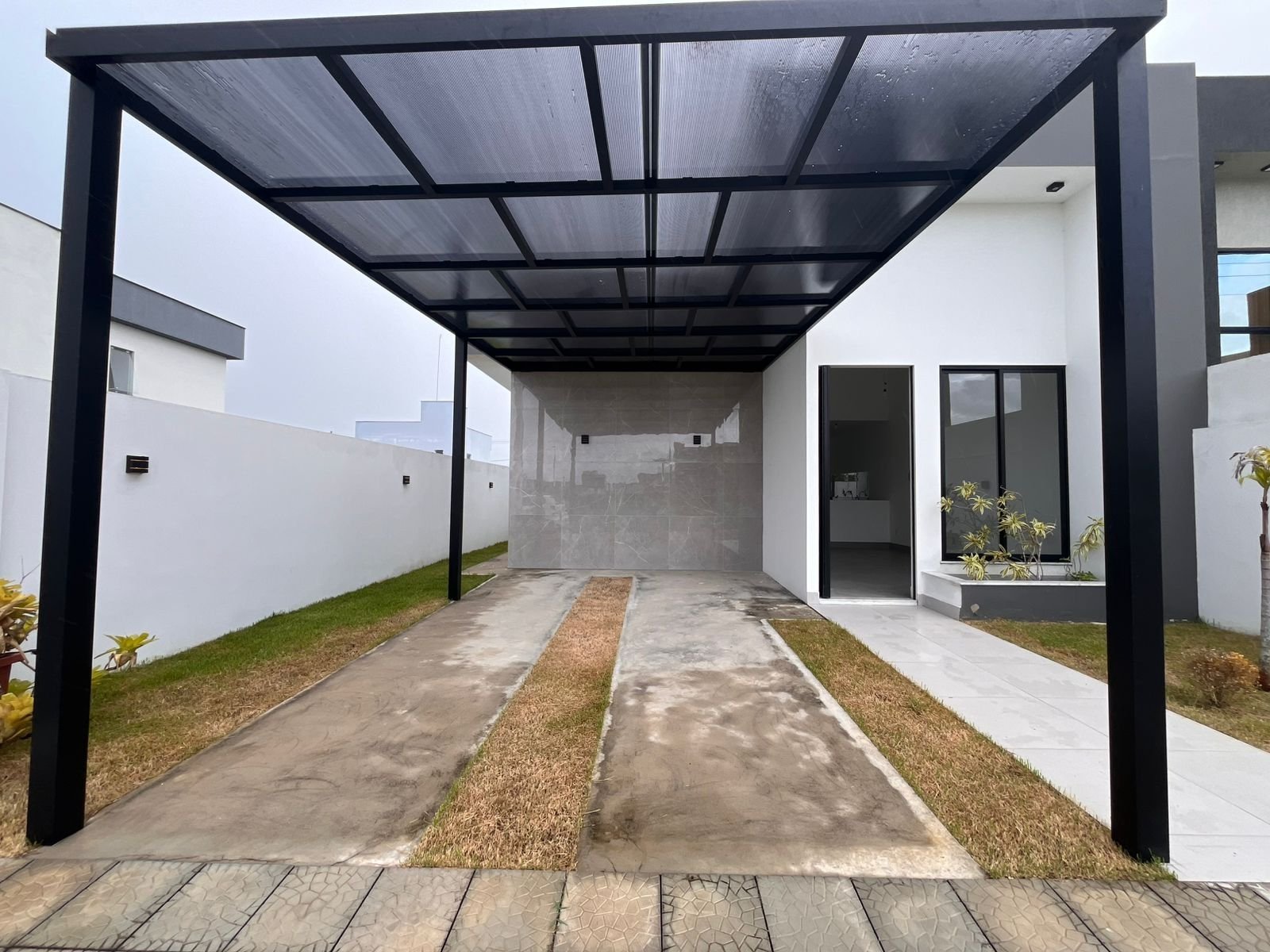 CASA TÉRREA EM CONDOMÍNIO - CAJUEIRO