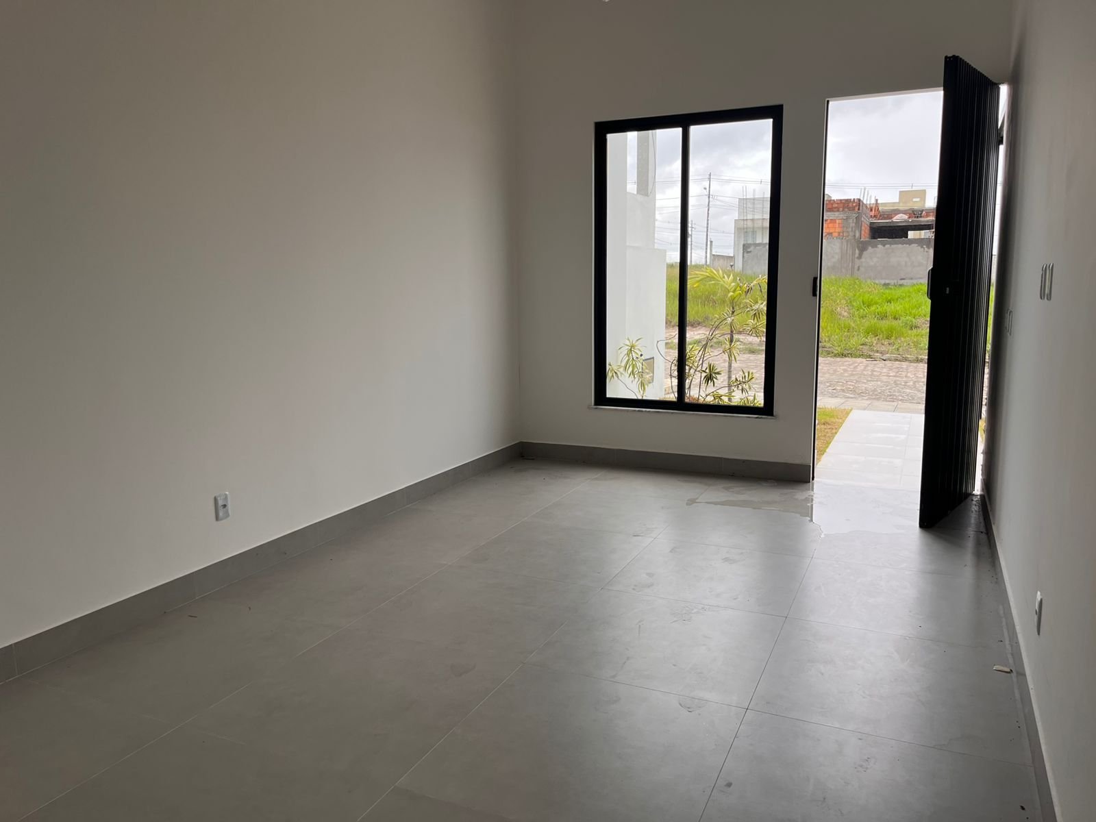 CASA TÉRREA EM CONDOMÍNIO - CAJUEIRO