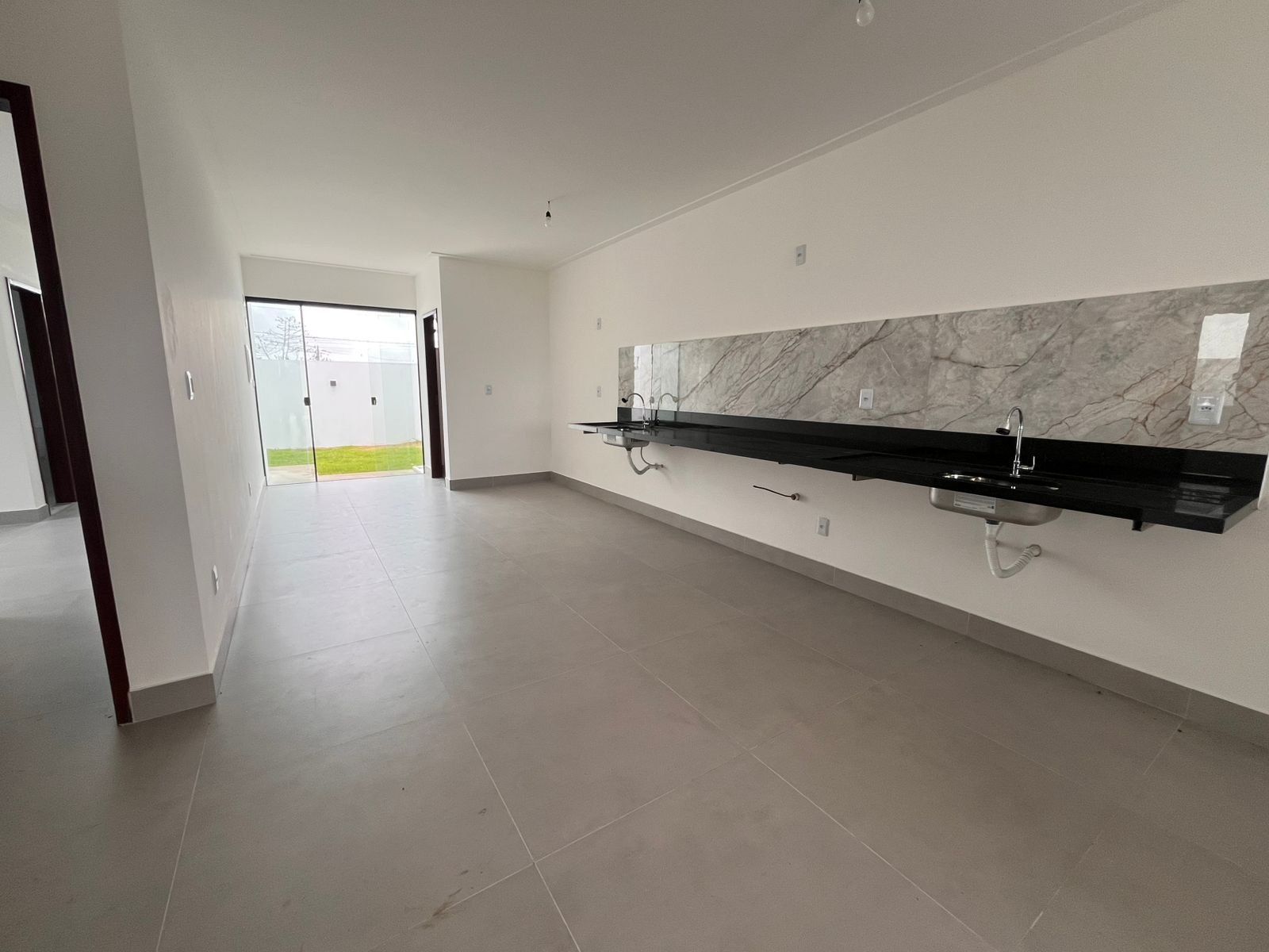 CASA TÉRREA EM CONDOMÍNIO - CAJUEIRO