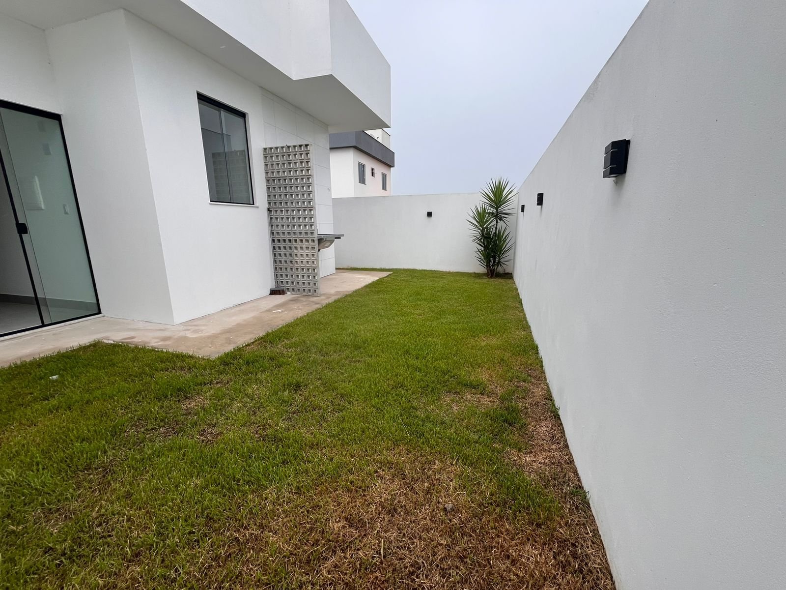 CASA TÉRREA EM CONDOMÍNIO - CAJUEIRO