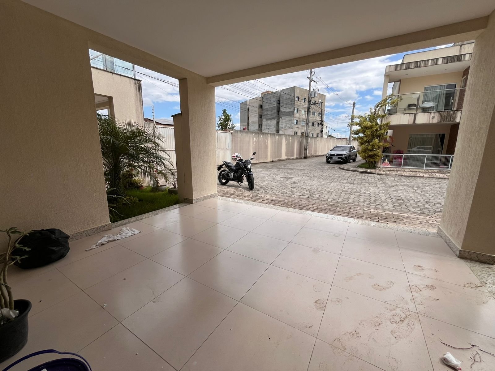 CASA EM CONDOMÍNIO NO SÃO BENEDITO