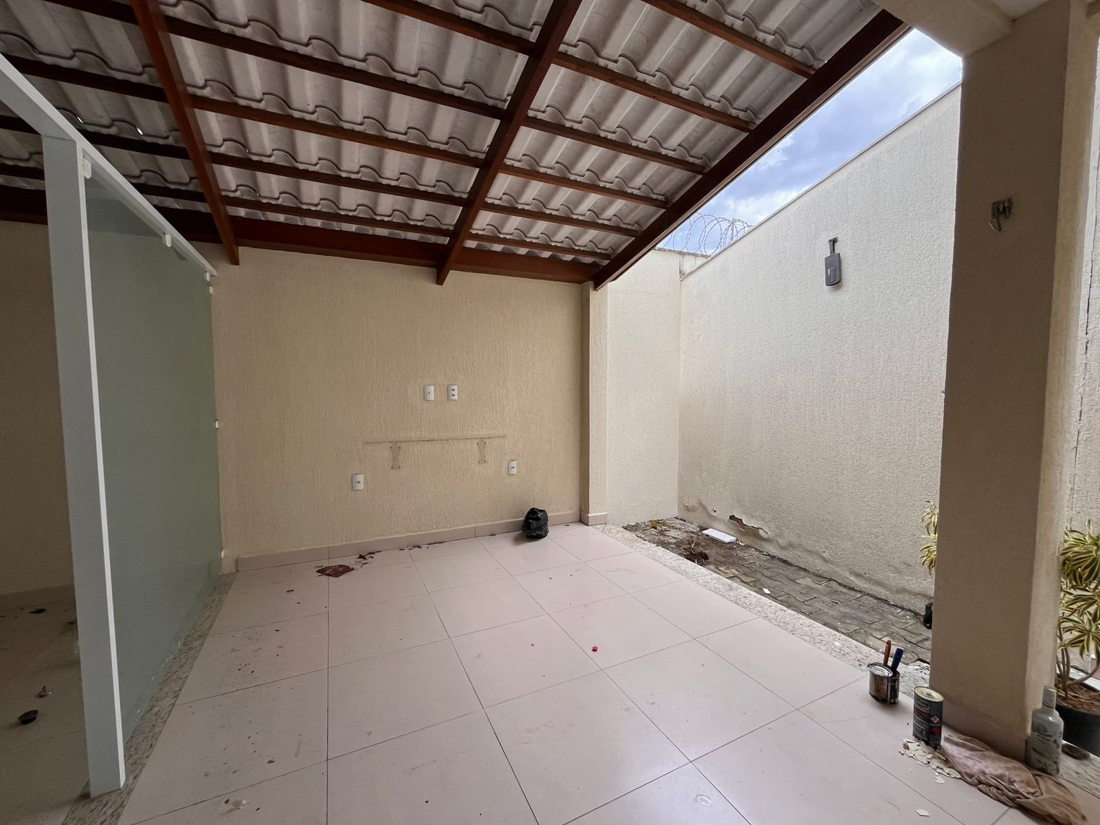 CASA EM CONDOMÍNIO NO SÃO BENEDITO