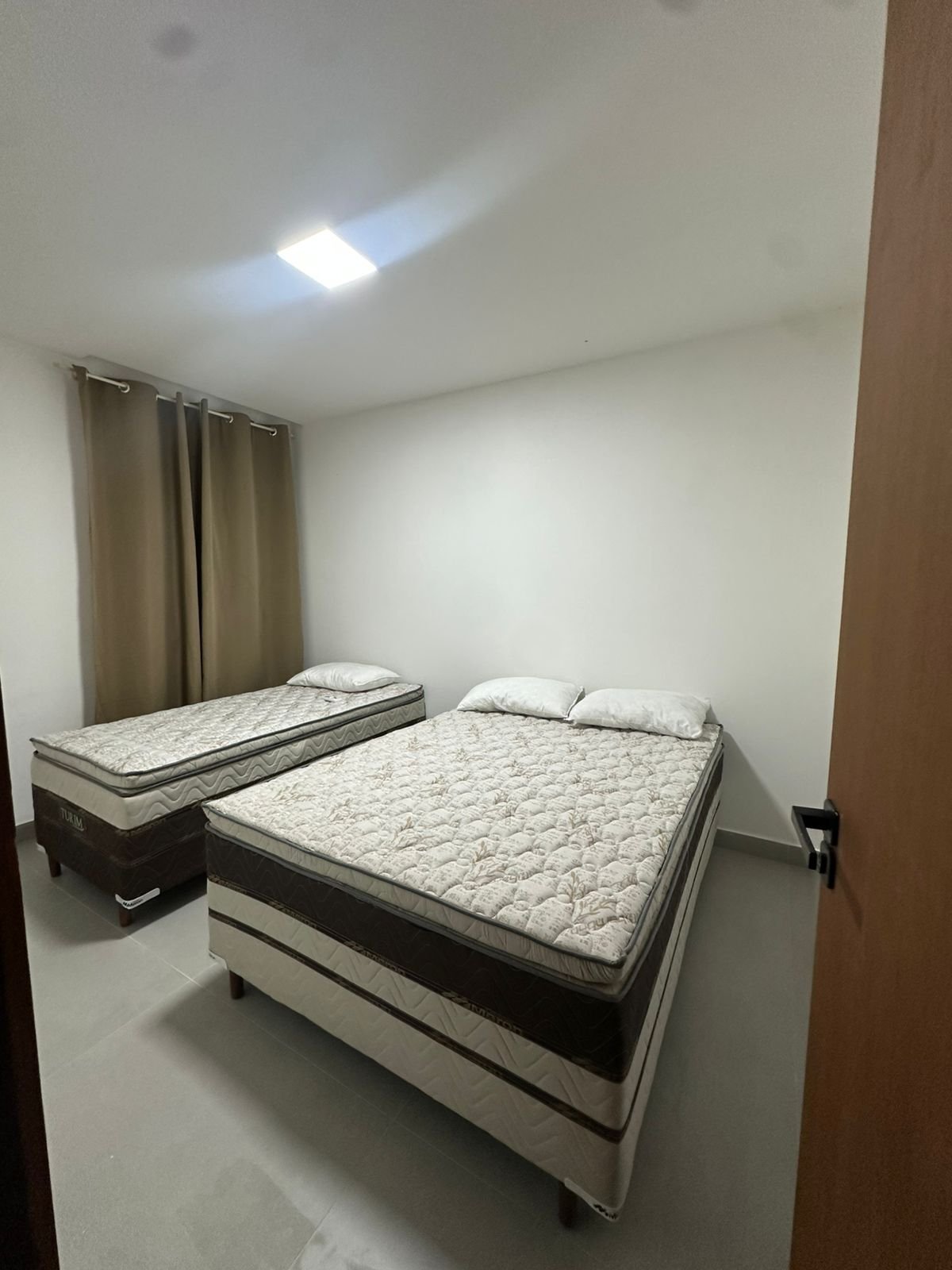 CASA NO CONDOMÍNIO ARAUÁ