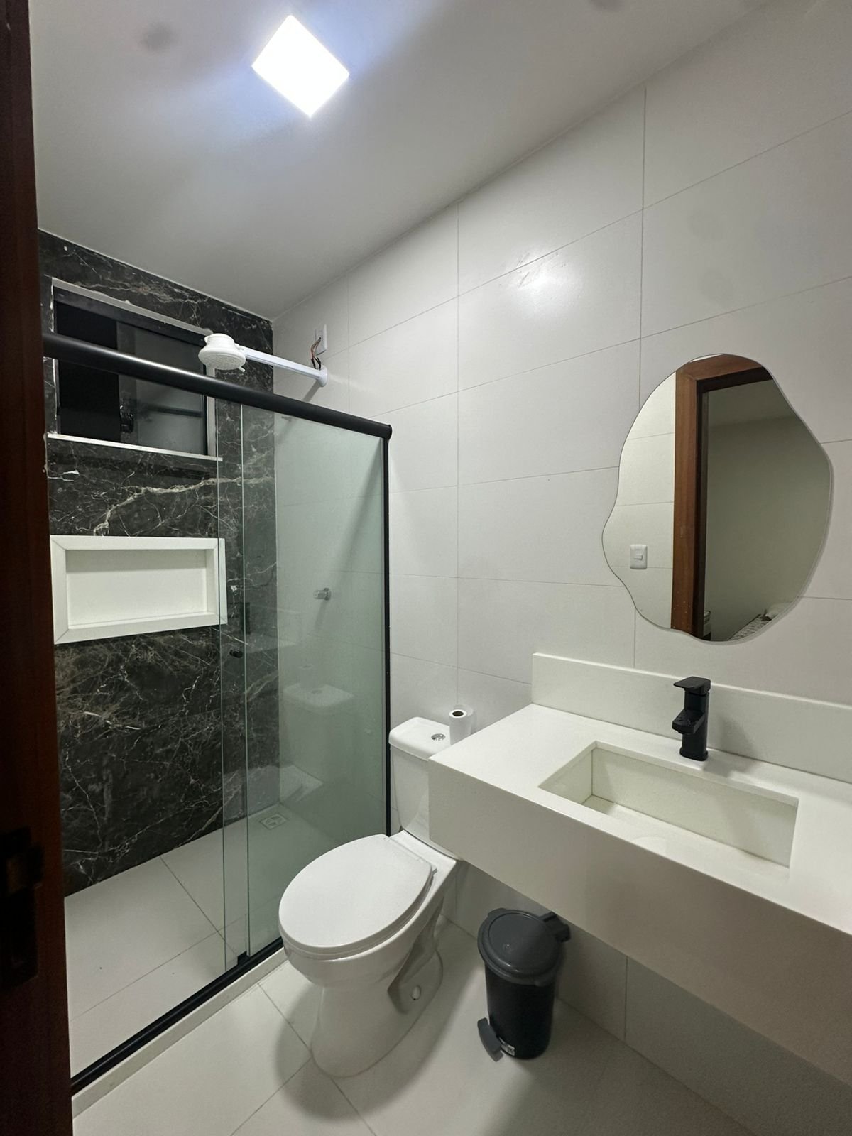 CASA NO CONDOMÍNIO ARAUÁ