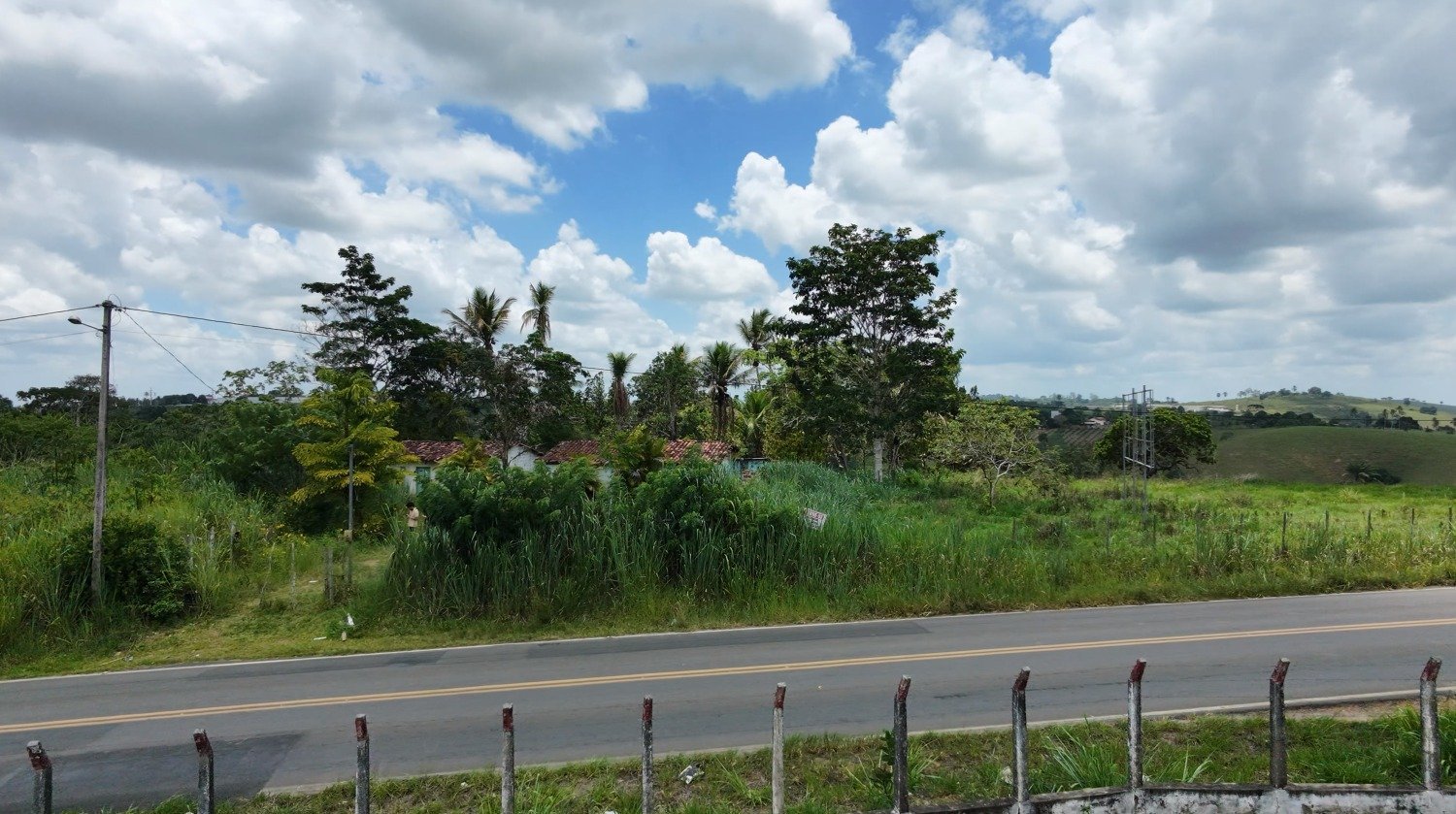 SÍTIO À VENDA - PRÓXIMO A ENTRADA DE SANTANA