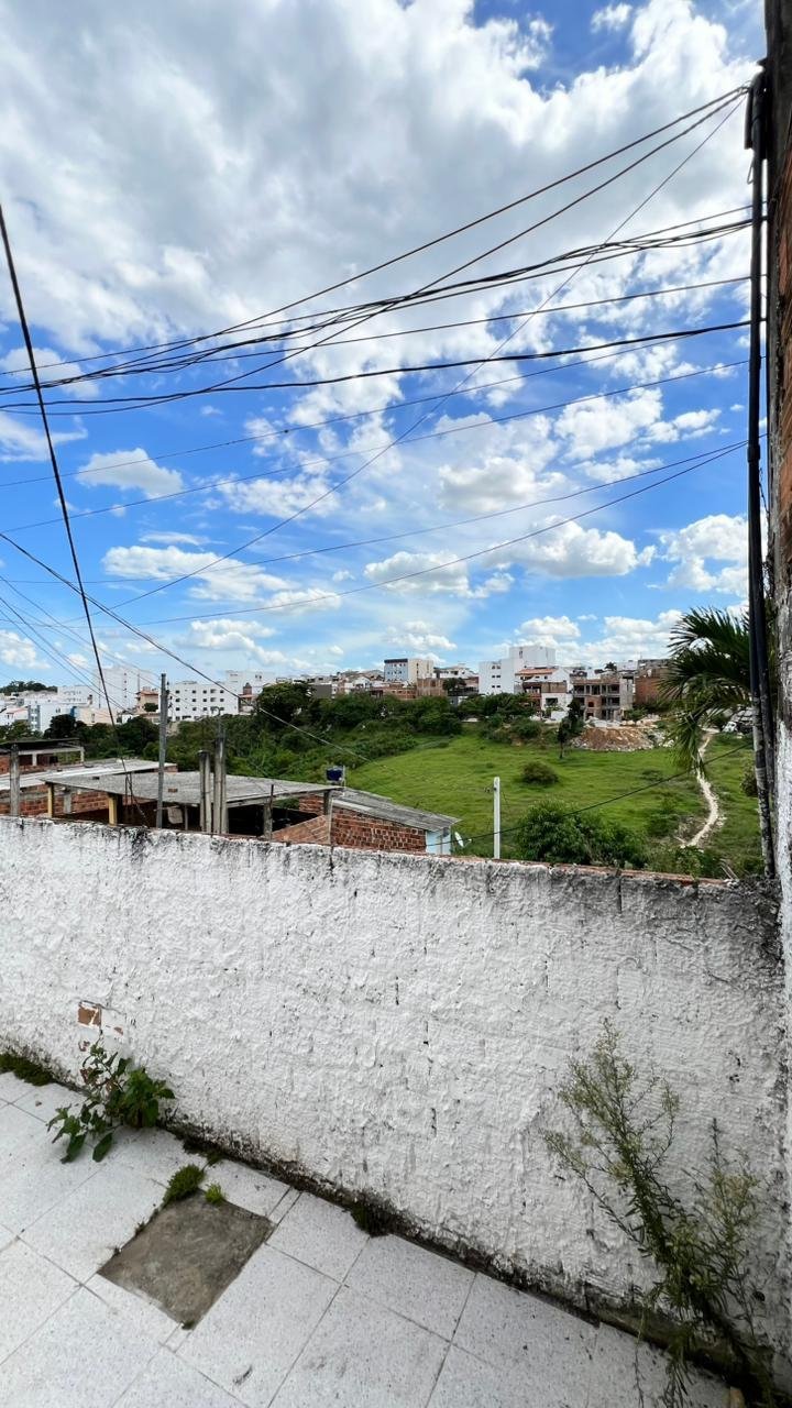 CASA 1º TRAVESSA DO CAJUEIRO