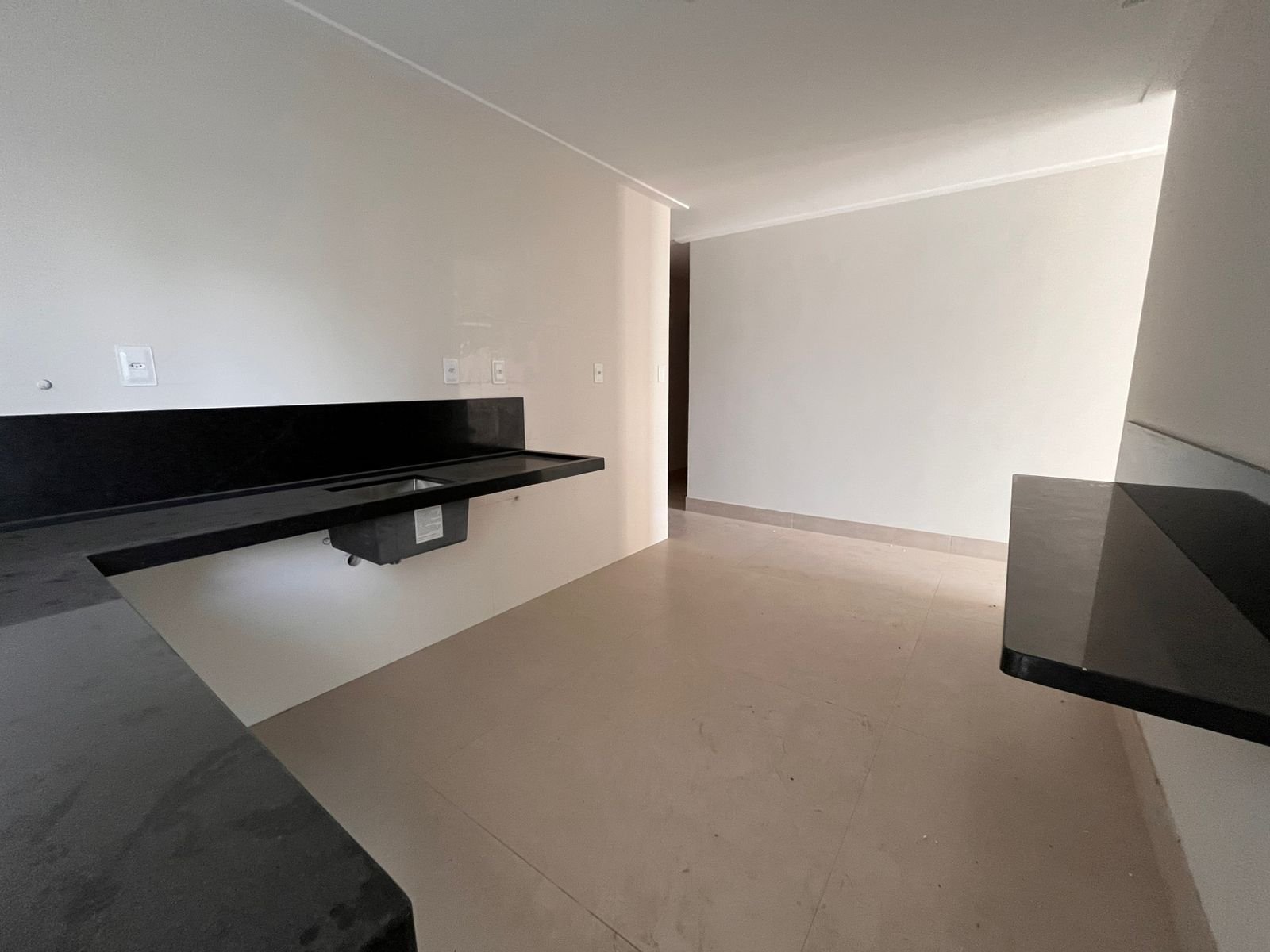 EXCELENTE IMÓVEL -  COND. MIRANTE DO VALE 2