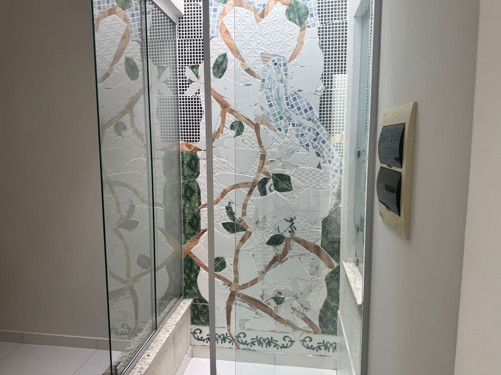 CASA PARA ALUGUEL - CONDMÍNIO BELA VISTA (GASTÃO)