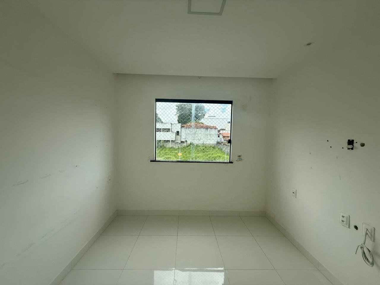 DUPLEX PARA VENDA E ALUGUEL - PRÓ. AO CLUBE DOS 100