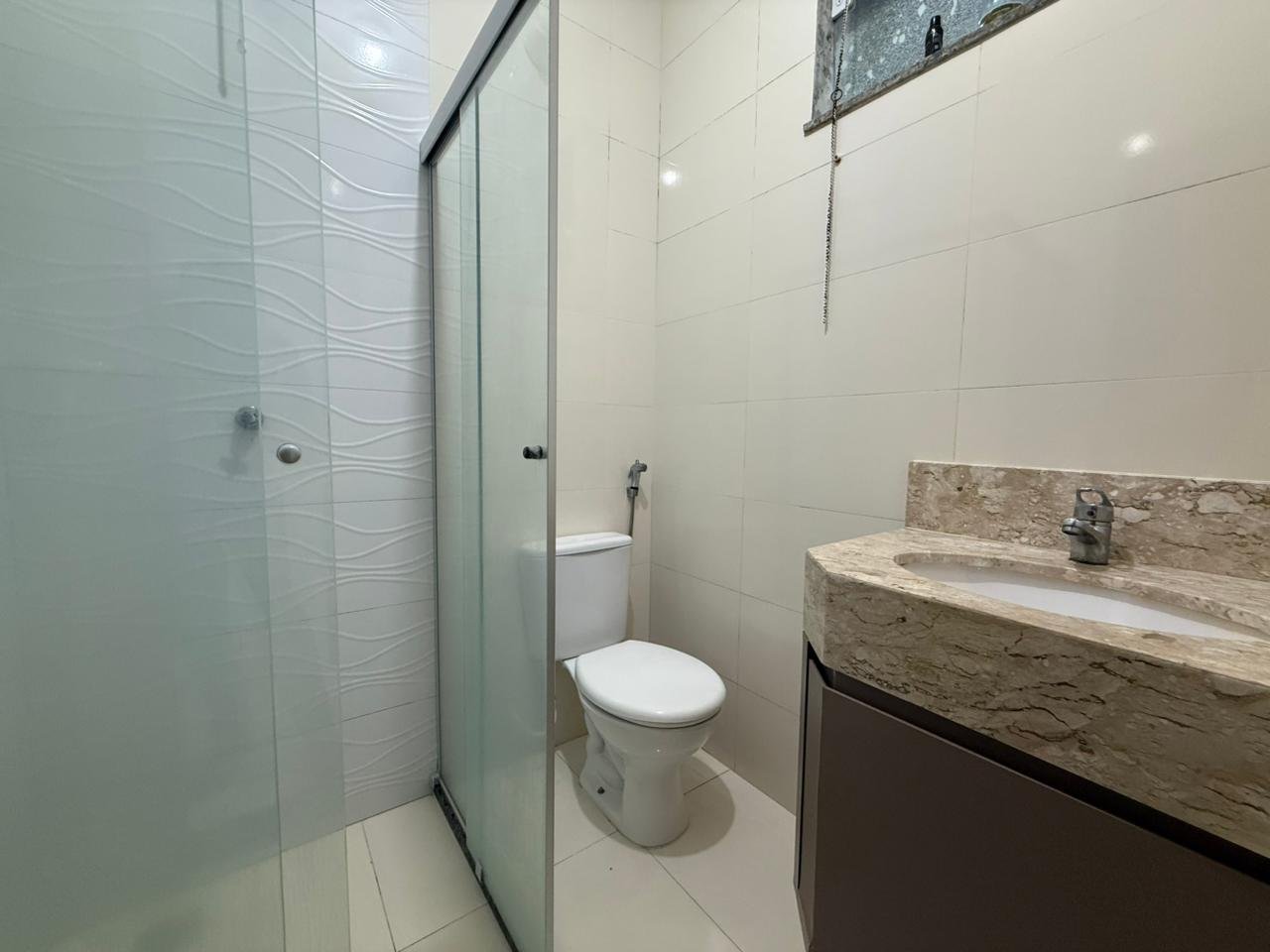 APARTAMENTO TÉRREO - PARA ALUGAR NA AV. ESPERANÇA