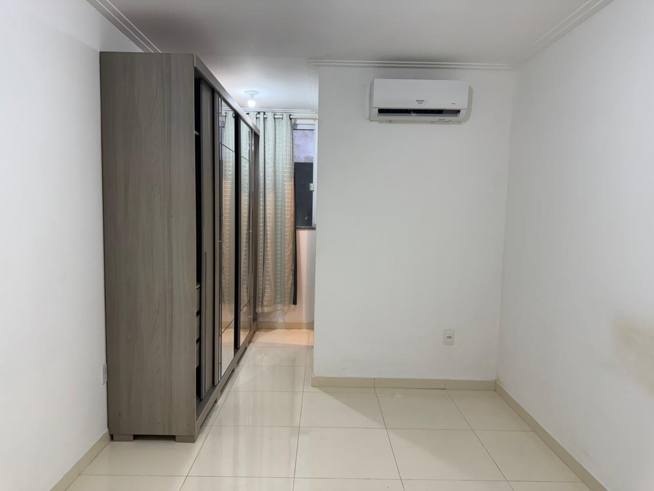 APARTAMENTO TÉRREO - PARA ALUGAR NA AV. ESPERANÇA