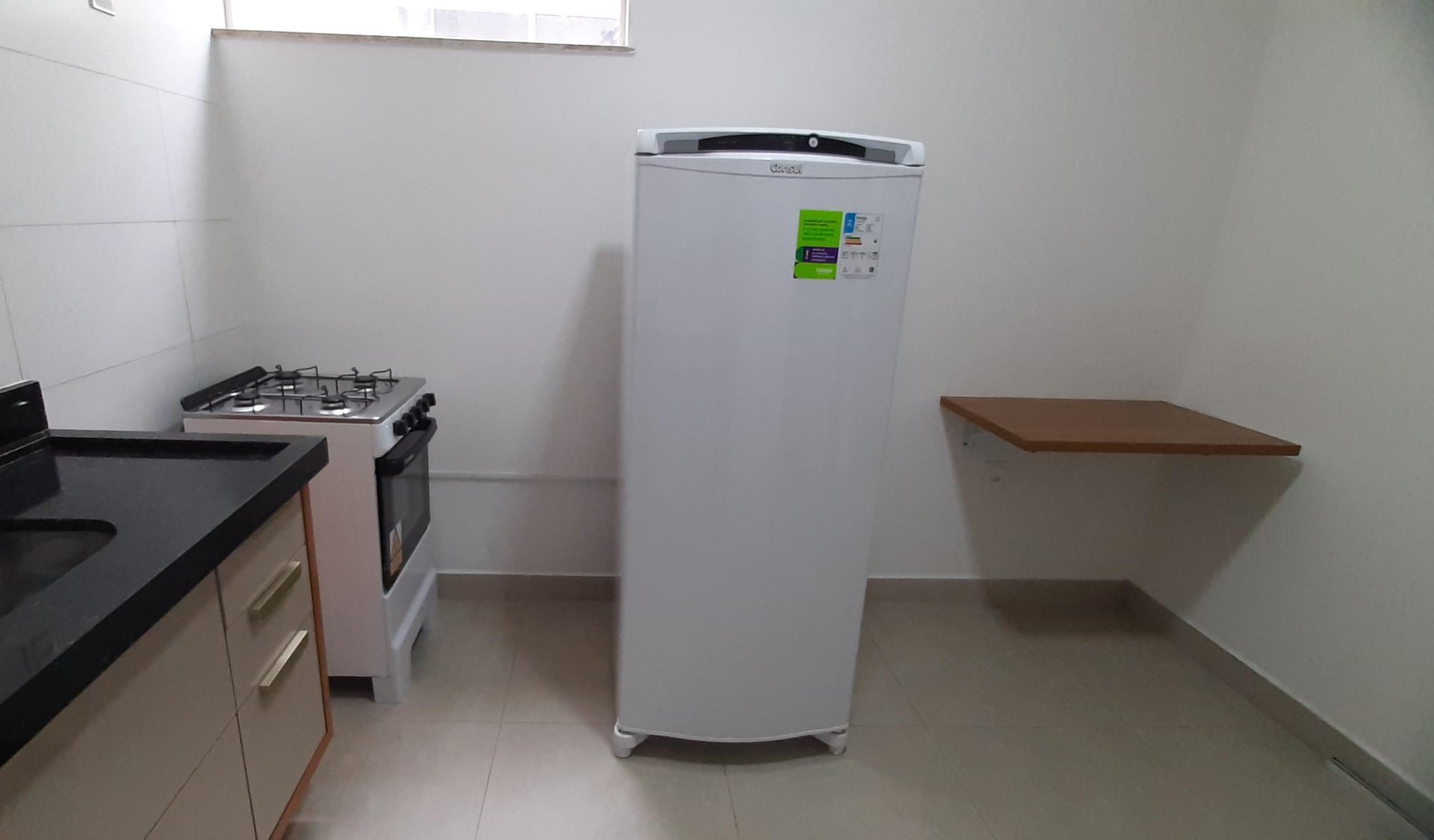 QUITINETE PARA LOCAÇÃO - EDFÍCIO SMART - CENTRO.