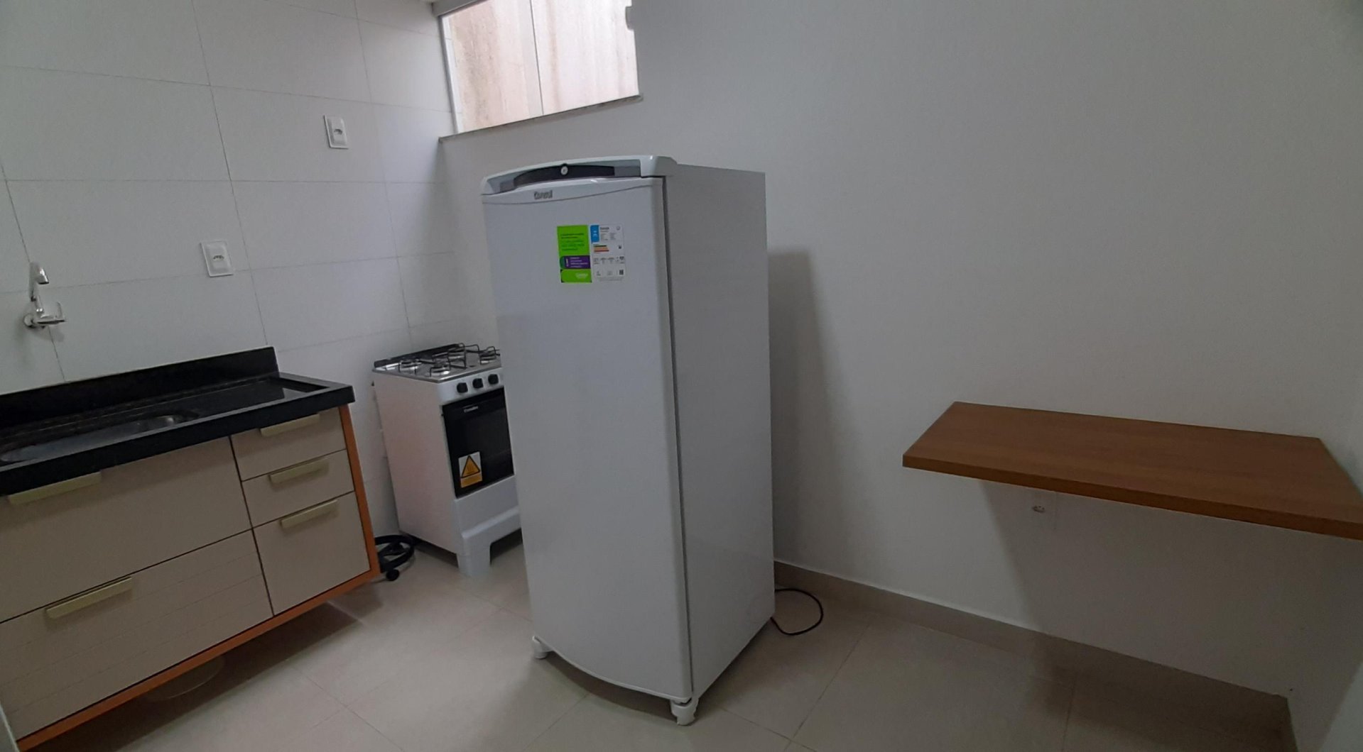 QUITINETE PARA LOCAÇÃO - EDFÍCIO SMART - CENTRO.