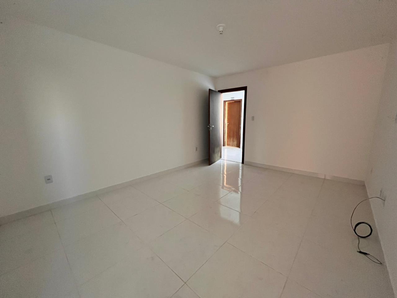 APARTAMENTO 4º ANDAR - MARIA PRETA