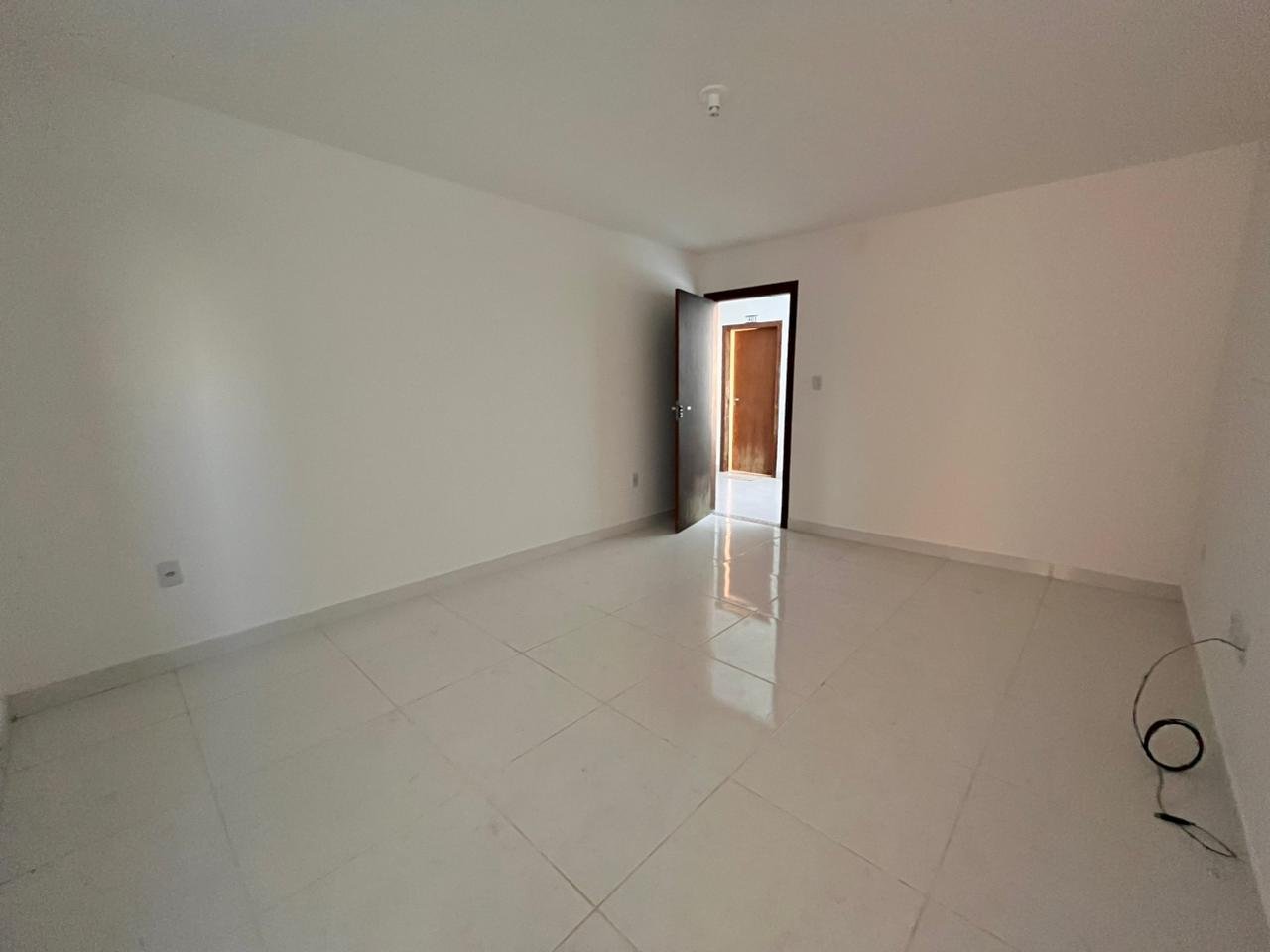 APARTAMENTO 4º ANDAR - MARIA PRETA