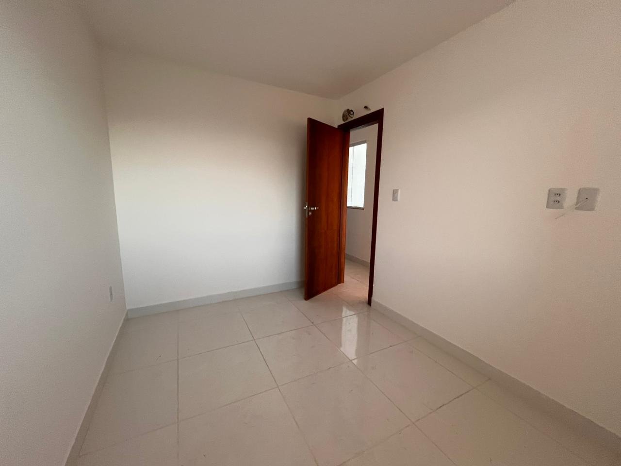 APARTAMENTO 4º ANDAR - MARIA PRETA