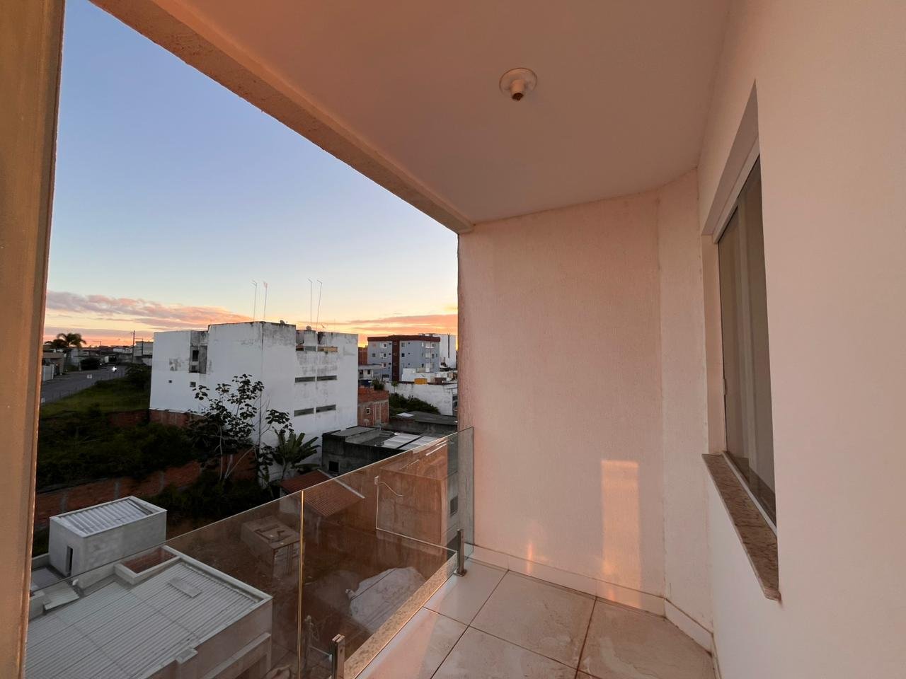 APARTAMENTO 4º ANDAR - MARIA PRETA