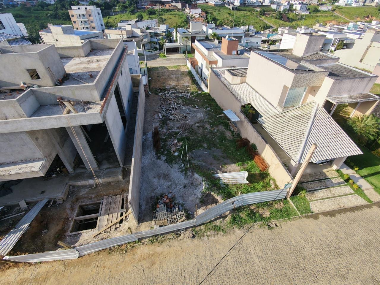 TERRENO EM CONDOMÍNIO - MARIA PRETA