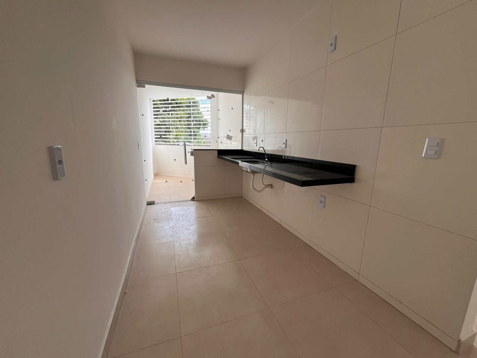 APARTAMENTOS - SÃO SANTIAGO