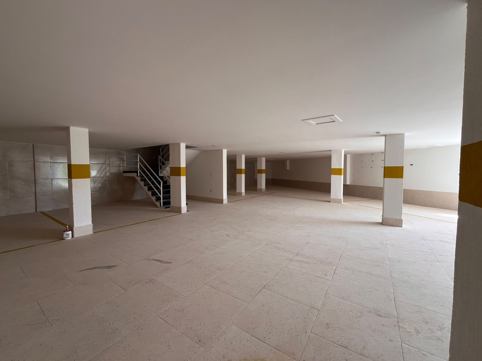 APARTAMENTOS - SÃO SANTIAGO