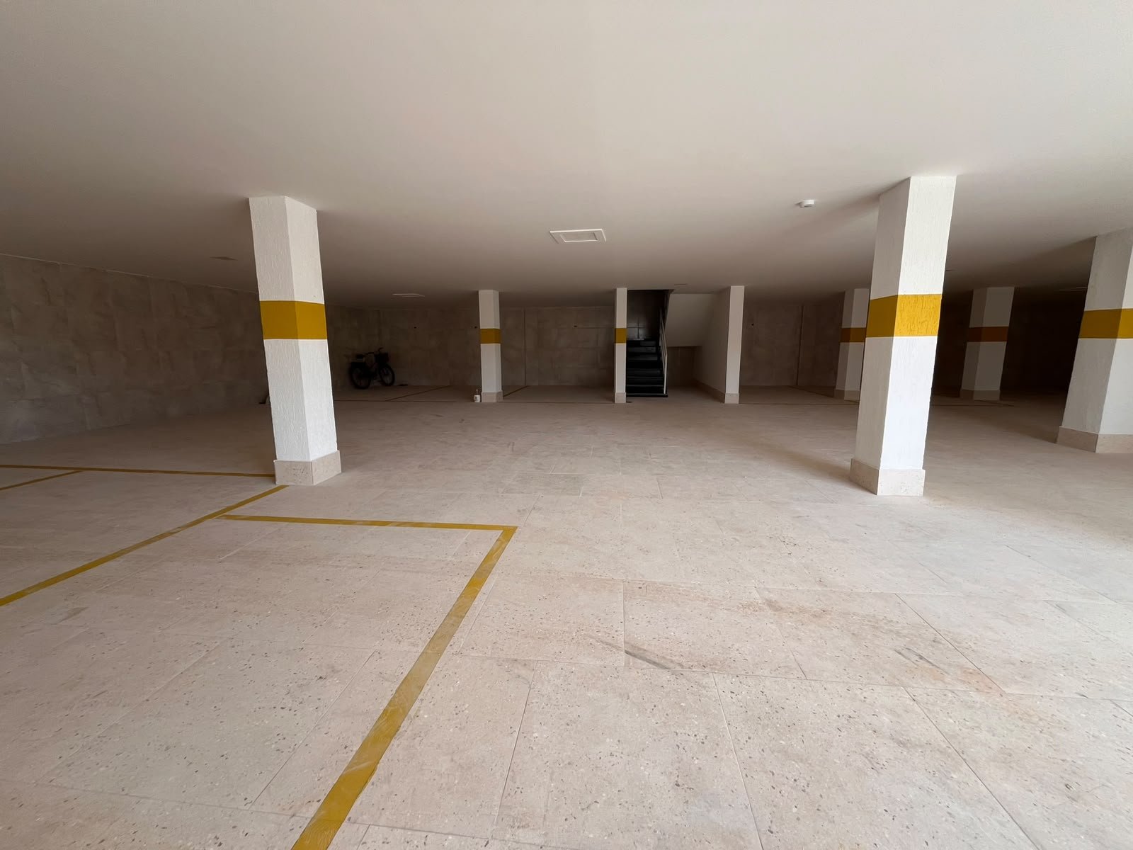 APARTAMENTOS - SÃO SANTIAGO