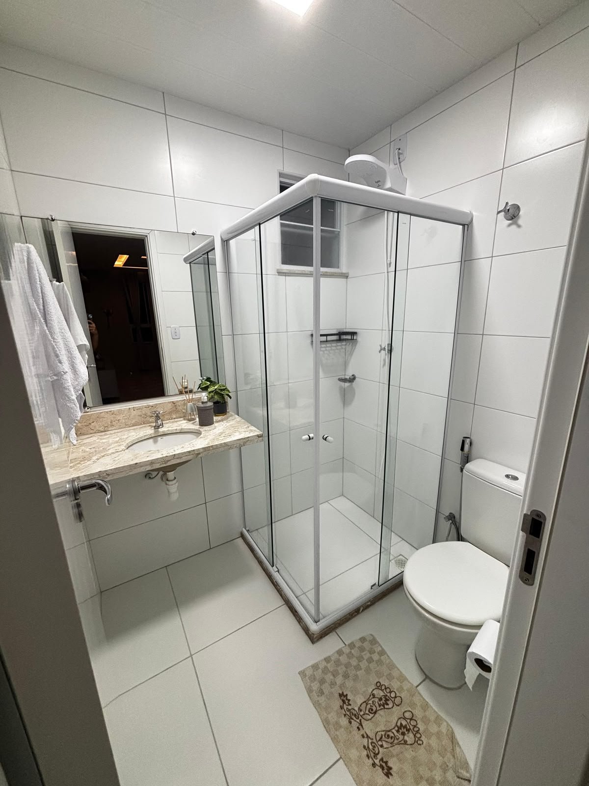 APARTAMENTO NO COND. AZUL VILLE