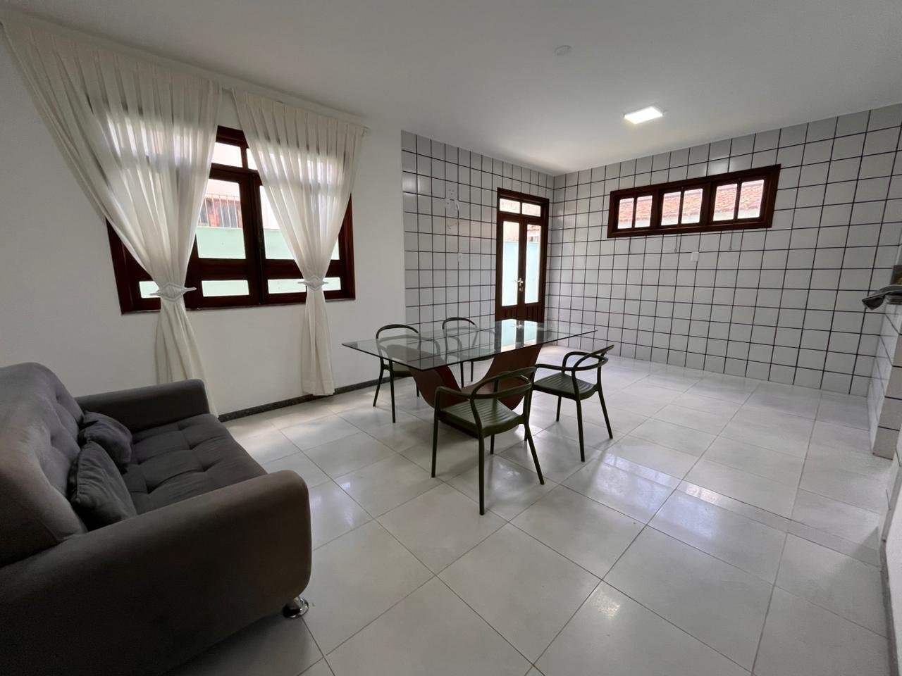 CASA EM CONDOMÍNIO NO ANDAIÁ