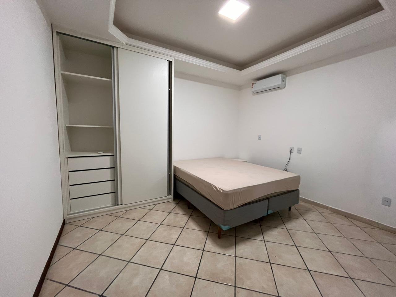 CASA EM CONDOMÍNIO NO ANDAIÁ