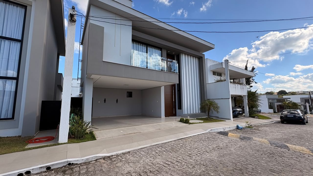 IMÓVEL ALTO PADRÃO COND. HORTO IMPERIAL