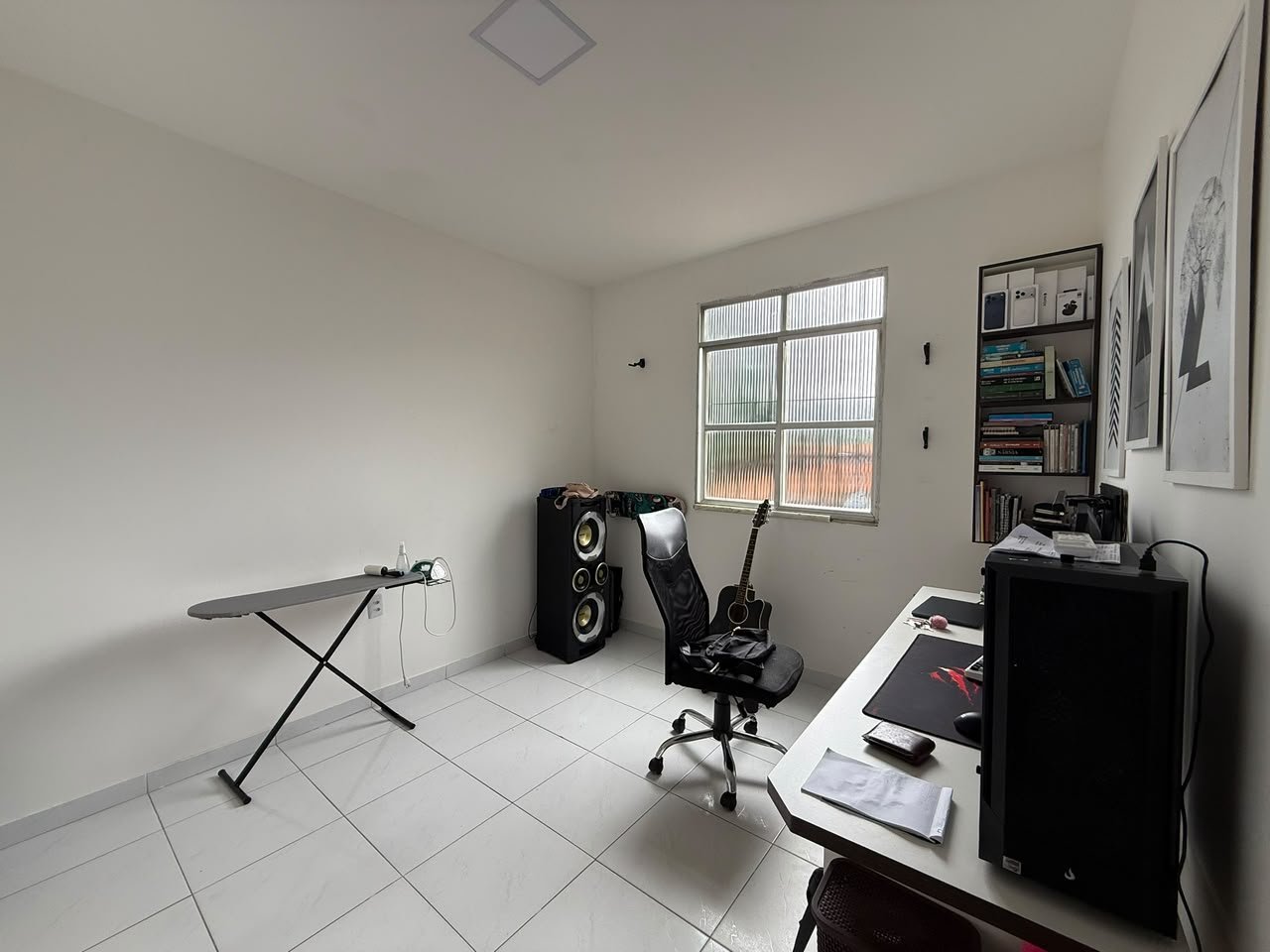Casa com 3/4 disponível para venda na Salgadeira!